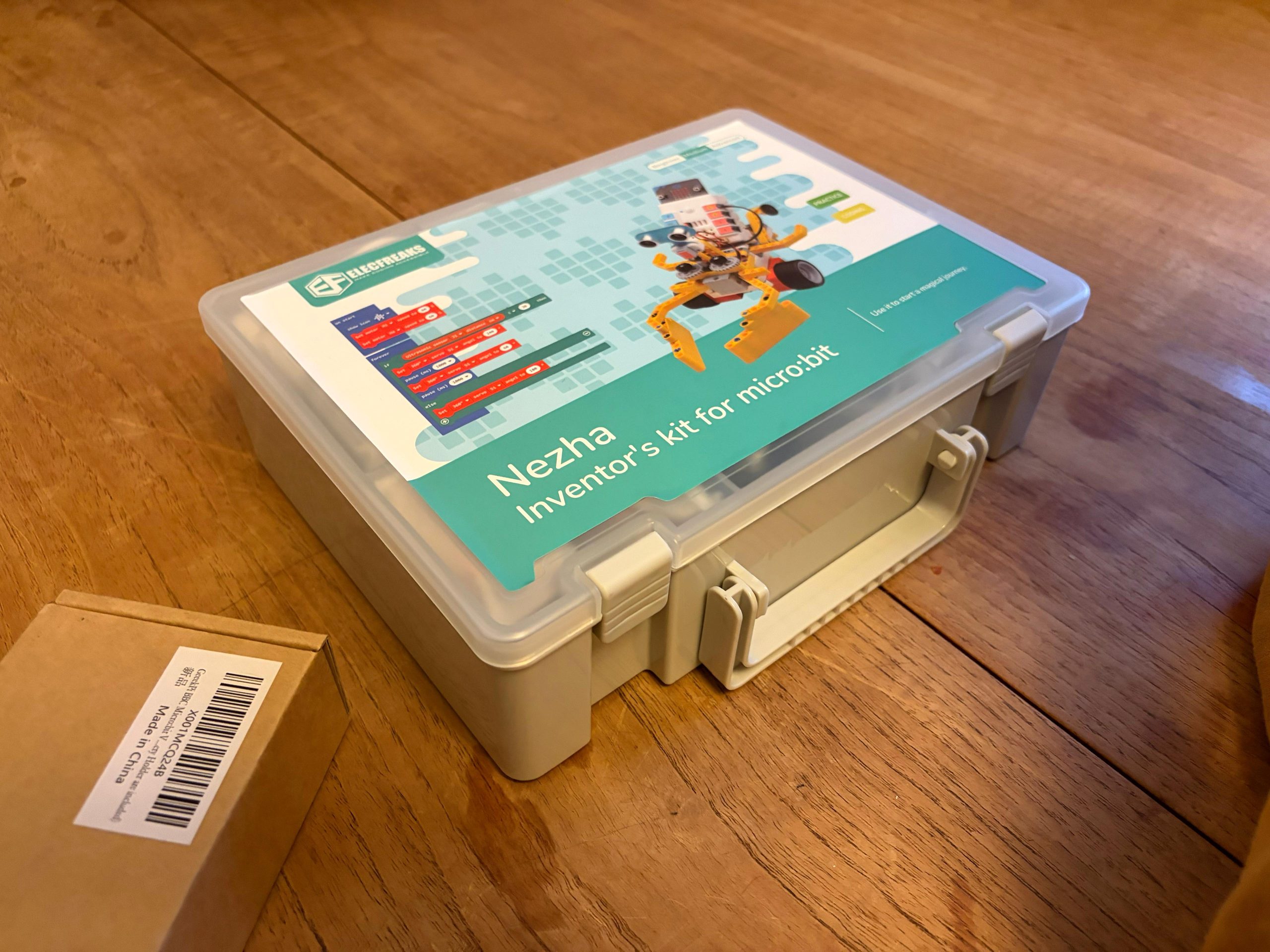 Building real Lego robots?